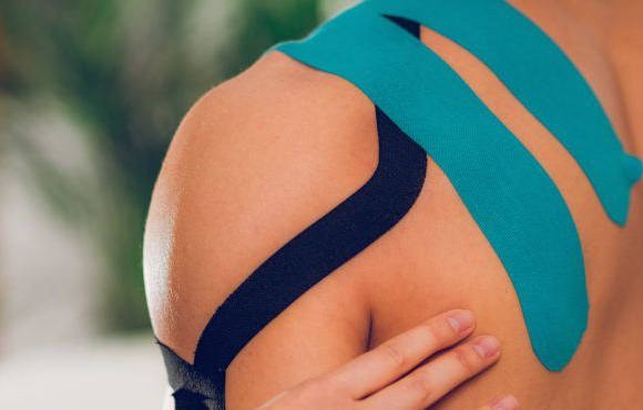Lussazione della spalla: cause, sintomi e trattamenti